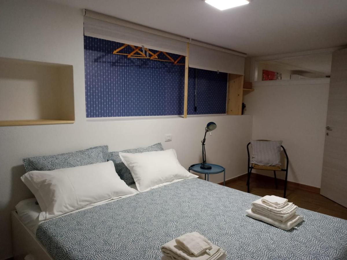 Vacanze Nella Casetta Pula Exterior foto
